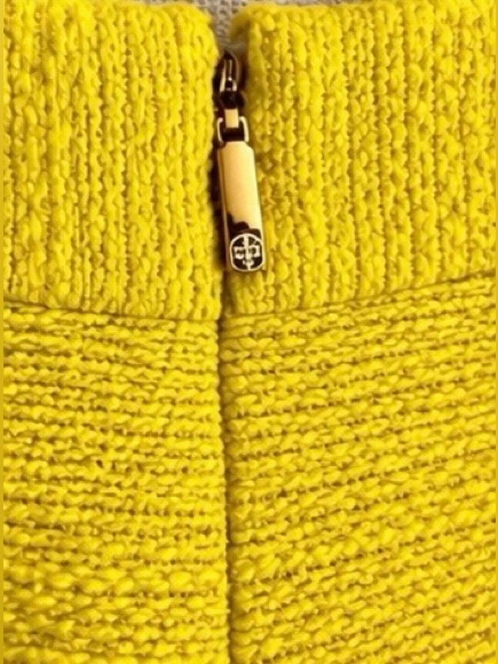 Trina Turk Canary Yellow Textured Pencil Skirt Size 10 NWT